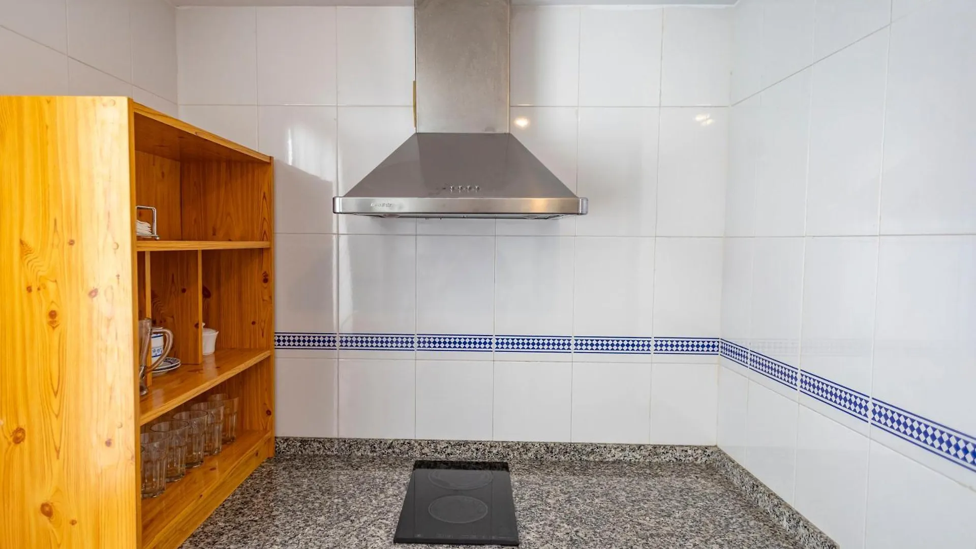 Ginva - Apartamento Con Terraza En La Ribera Del Rio El Puerto de Santa Maria Spain